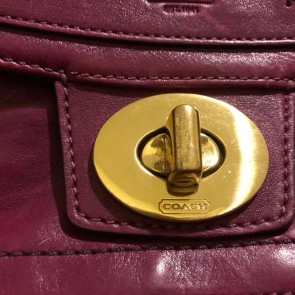 Large Coach Clutch - Picture 3 of 4
